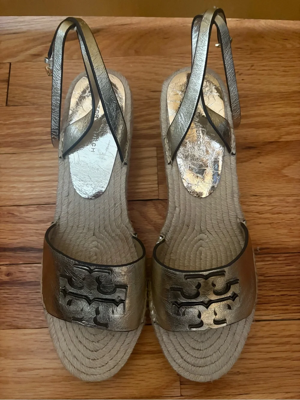 Tory Burch tory burch